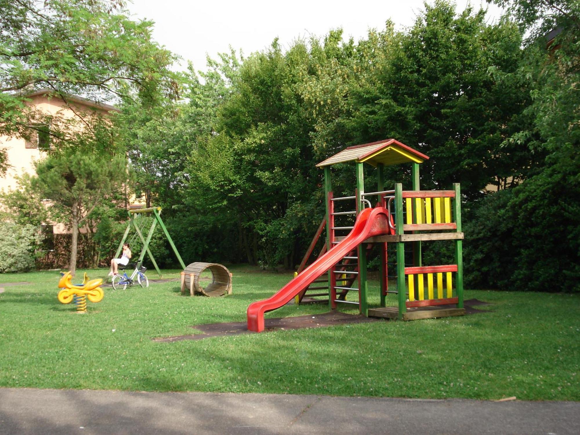 Appartamenti Fiordaliso Сирмионе Екстериор снимка